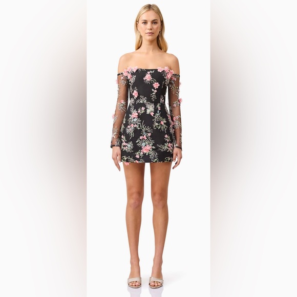 NWT Elliatt Gaia Black Floral Mini Dress Size L - Picture 2 of 15